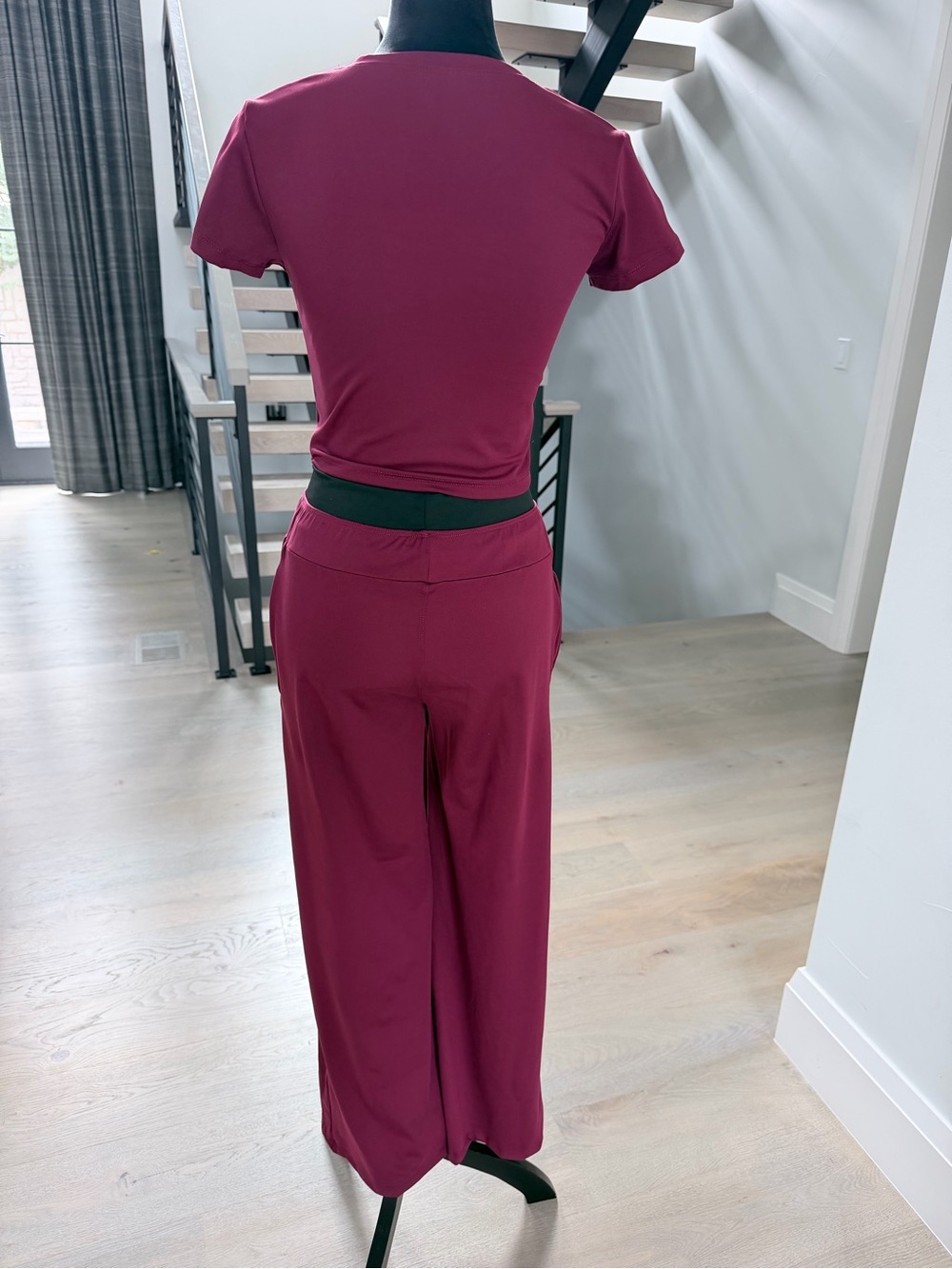 Burgundy Lounge Pants & Crop Tee Set size S - Picture 8 of 13